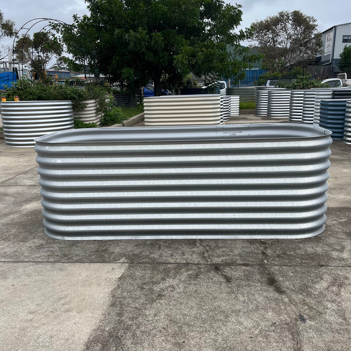2000 x 900 x 635 Modline Garden Bed