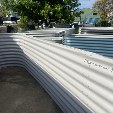 2900 x 800 x 810 Slimline Garden Bed