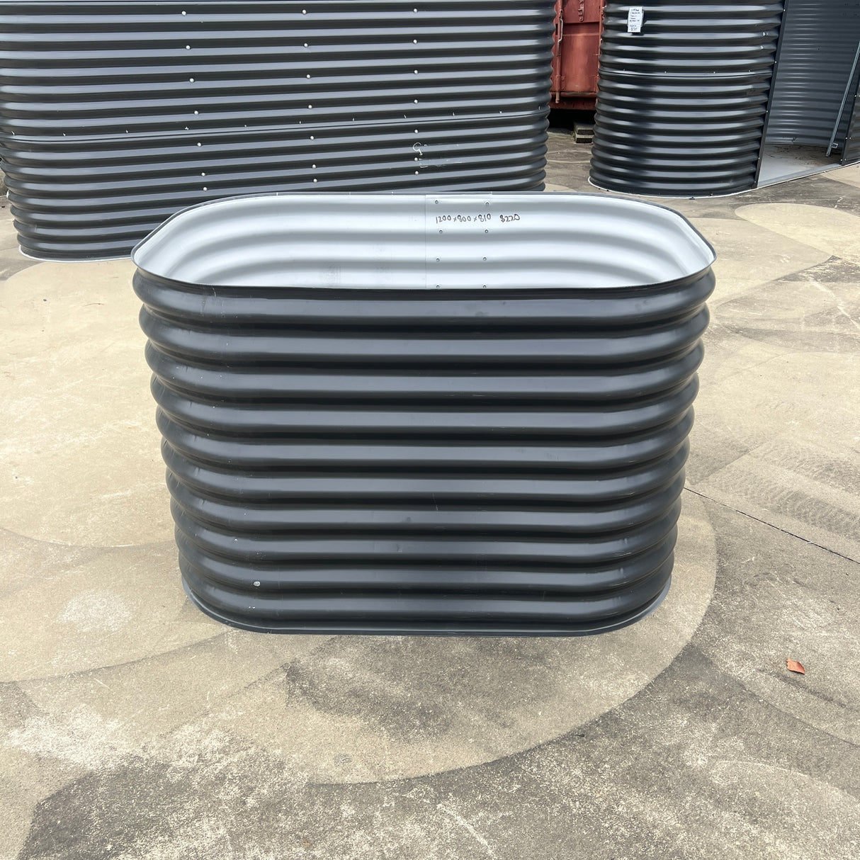 1200 x 800 x 810 Modline Garden Bed