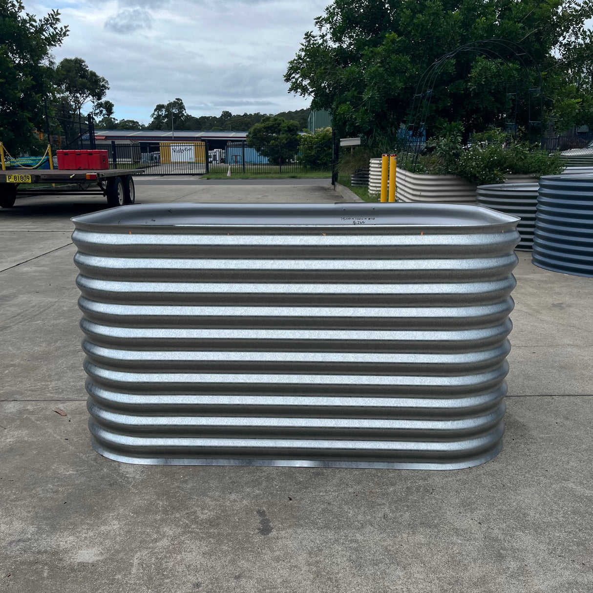 1500 x 1000 x 810 Modline Garden Bed