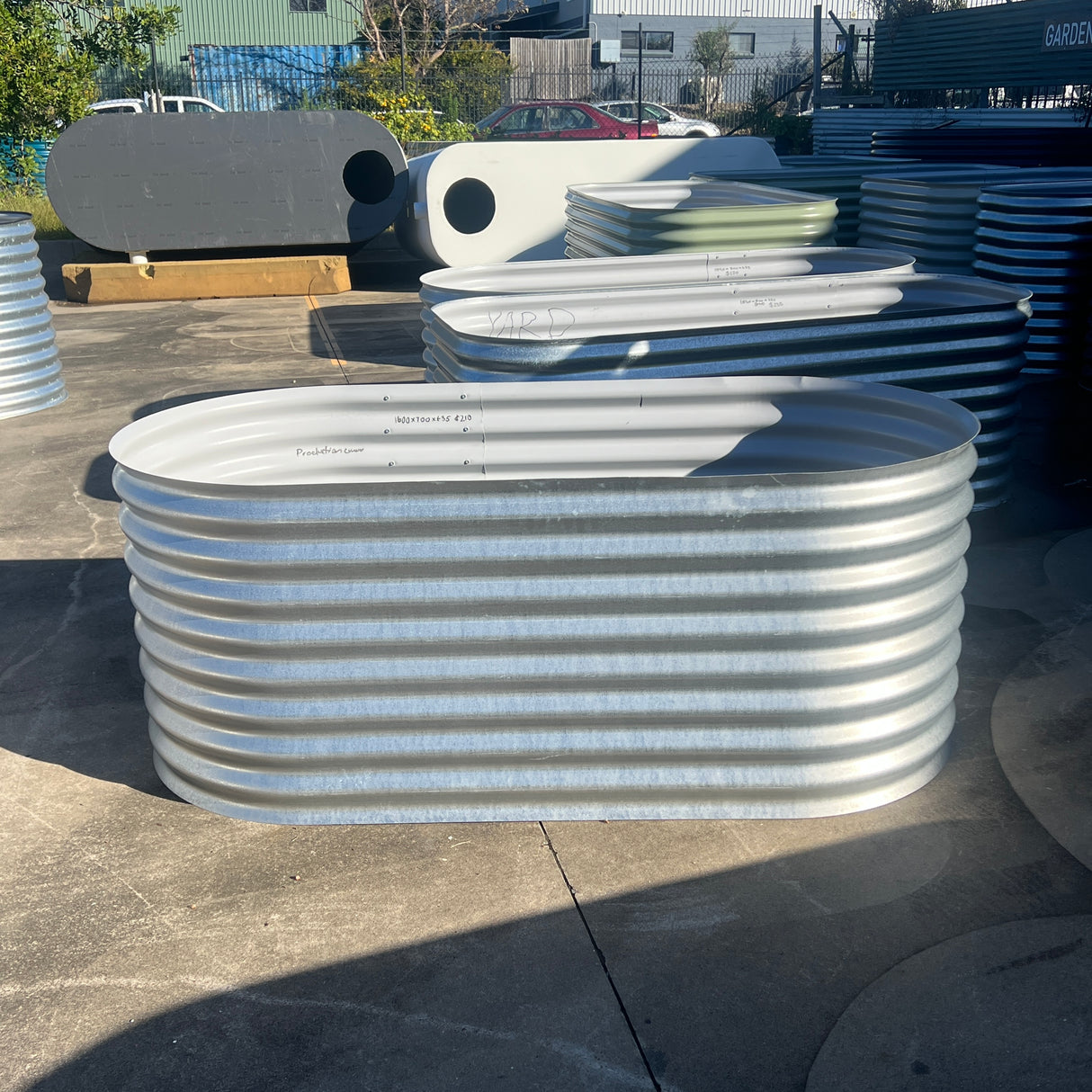 1600 x 700 x 635 Slimline Garden Bed