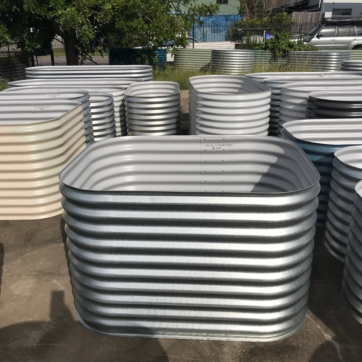 1300 x 1000 x 810 Square Garden Bed