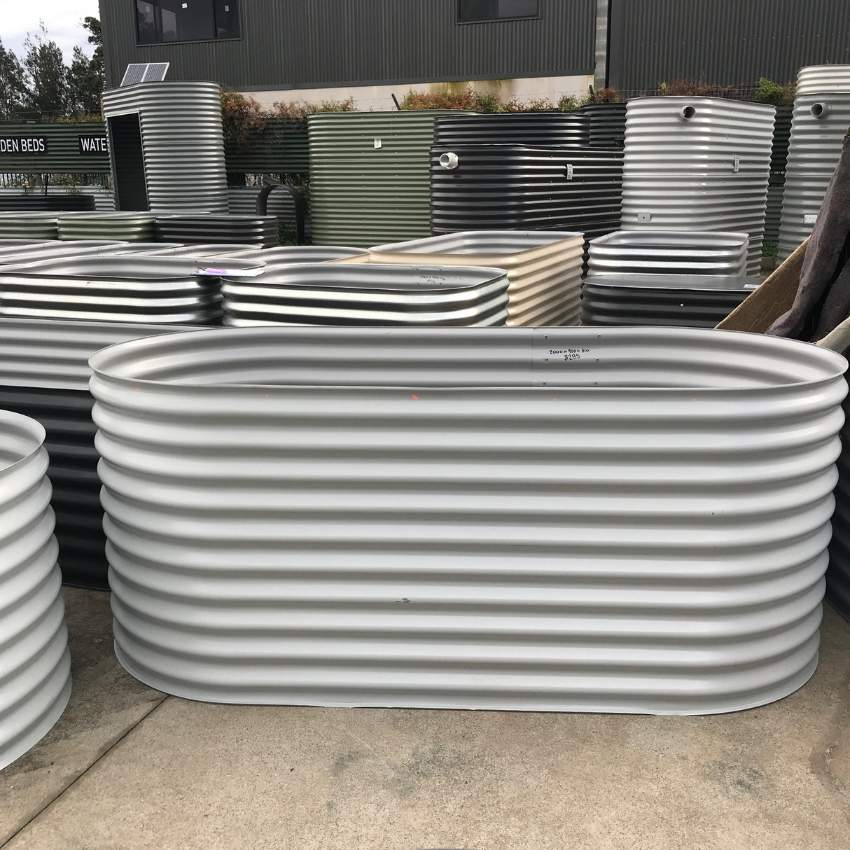 2000 x 900 x 810 Slimline Garden Bed